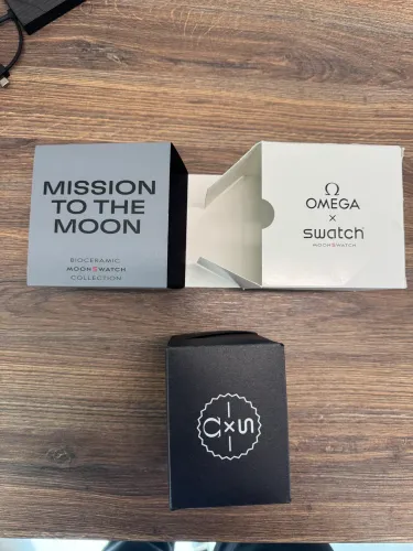 Omega x Swatch - Mission to the moon