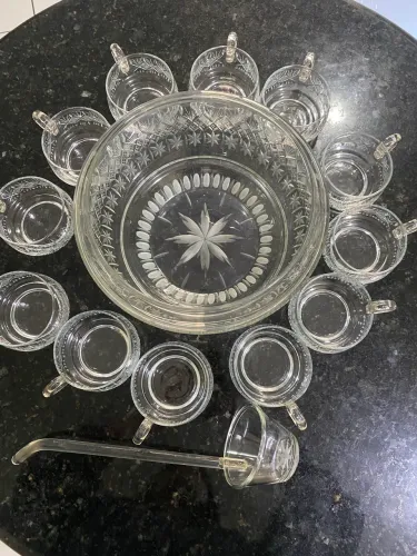 Ponche ano 1985 com 14 peças
