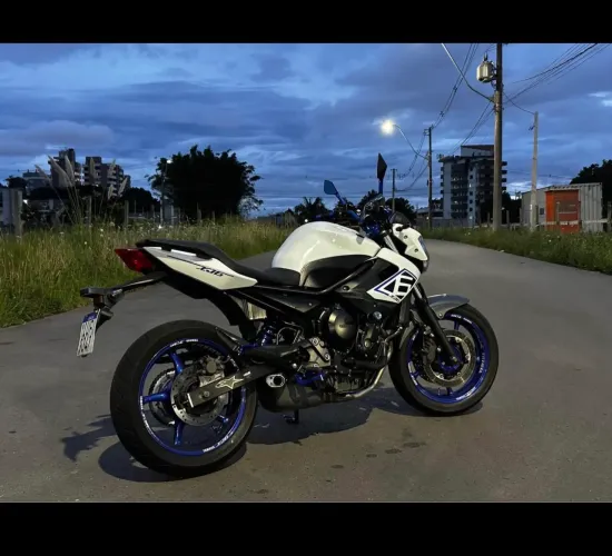 Vendo xj6 2013