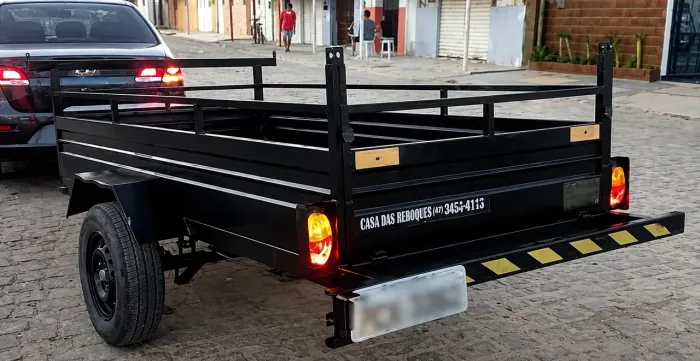Carroça trucada com reboque 