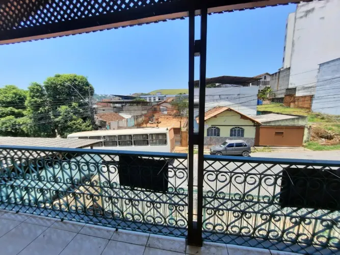 Casa para venda no Bairro Nazaré - Coronel Fabriciano - Minas Gerais