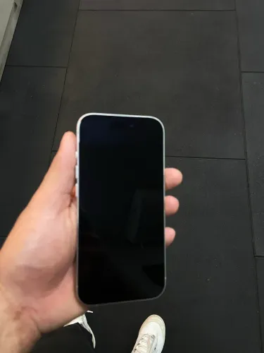 iPhone 15 128gb