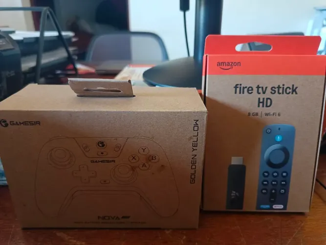 Fire Stick TV HD nova geração + Controle Gamesir Nova Lite Hall effect.
