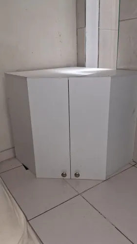 Armário suspenso de canto 