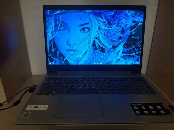 Notebook Lenovo IdeaPad 3 i5 10ª Geração | 8GB RAM | SSD 256GB