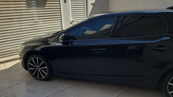 Volvo V40 T-4 Momentum 2.0 Aut. 2018