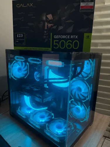Pc gamer monstro i7 11700f + Rtx 5060