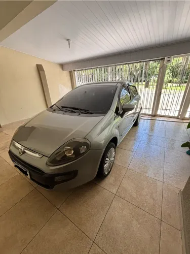 Fiat Punto Attractive 1.4 Fire Flex 8V 5P 2013