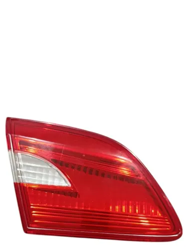 LANTERNA TRASEIRA TAMPA ESQUERDA NISSAN SENTRA 2014/2020 - 20528101