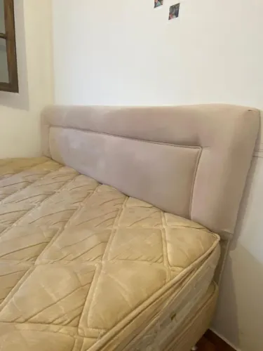 CAMA KING OTIMO ESTADO/ COR BEJE 