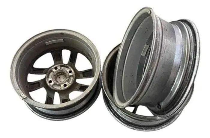 Aro 15 Ford Ká Liga Leve Unidade Prateado