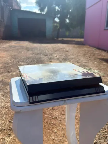 ? PlayStation 4 (PS4) - Ótimo Estado!