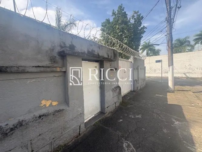 Oportunidade única: Terreno comercial em Santos-SP, bairro Campo Grande, pronto para inves