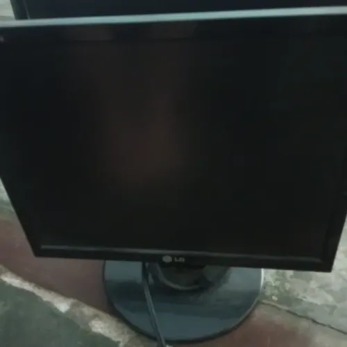 Monitor 15" LG