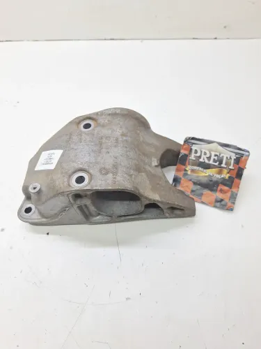 Suporte Coxim Câmbio Inf Mercedes Cla 200 1.6 Turbo 2017