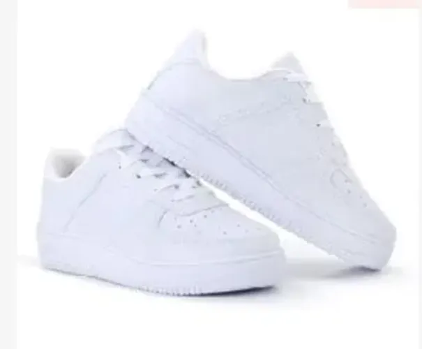 Sapato branco novo, tamanho 39-40 