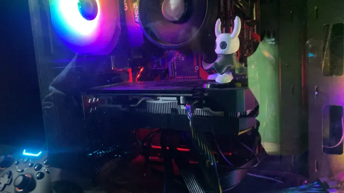 RX580 FUNCIONANDO PERFEITAMENTE, 1 ANO DE USO