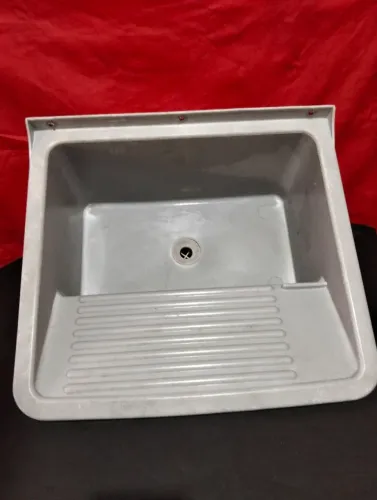 Tanque de plástico 