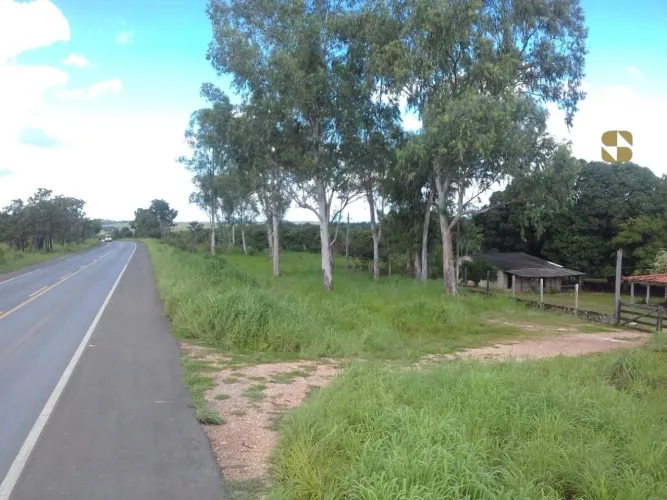 Fazenda em Poconé - Área Rural