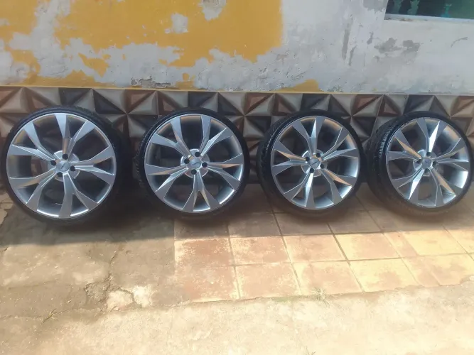Rodas 4 furos