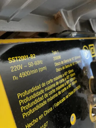 Serra Circular de Bancada Stanley SST2001-B2 para madeira 10 polegadas 2000w 220v