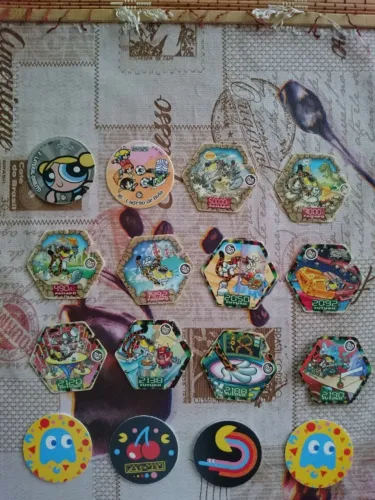 Tazos Diversos