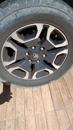 Roda aro 18 Hilux srx