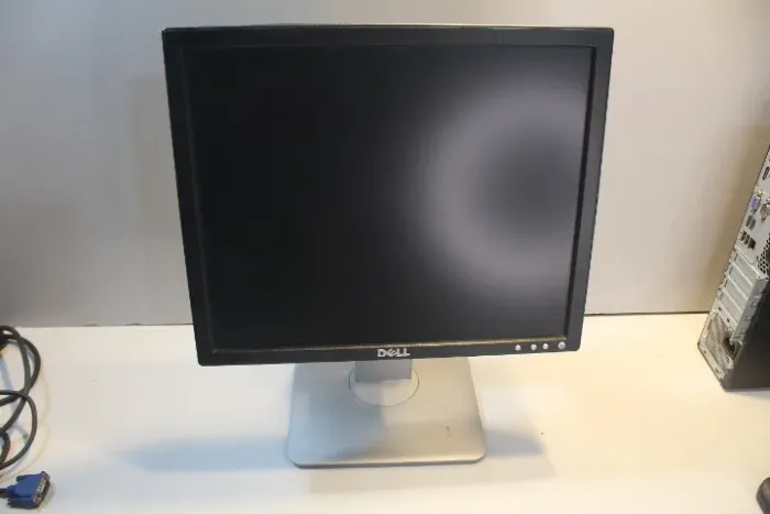 Monitor Dell 17" Regulagem altura