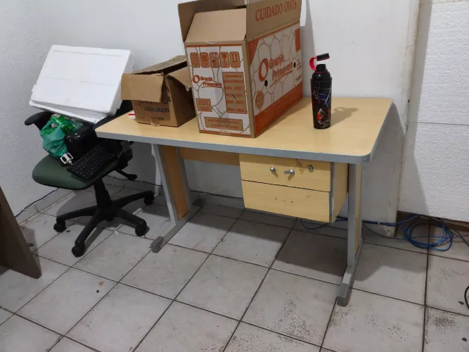 Nesa escritório