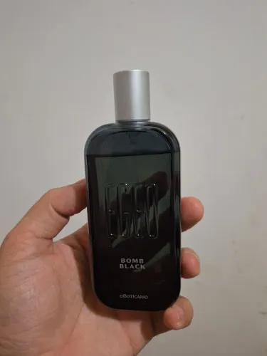 Egeo Bomb Black - Usado (leia)