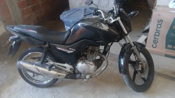 Vendo ou troco fan 150 2015