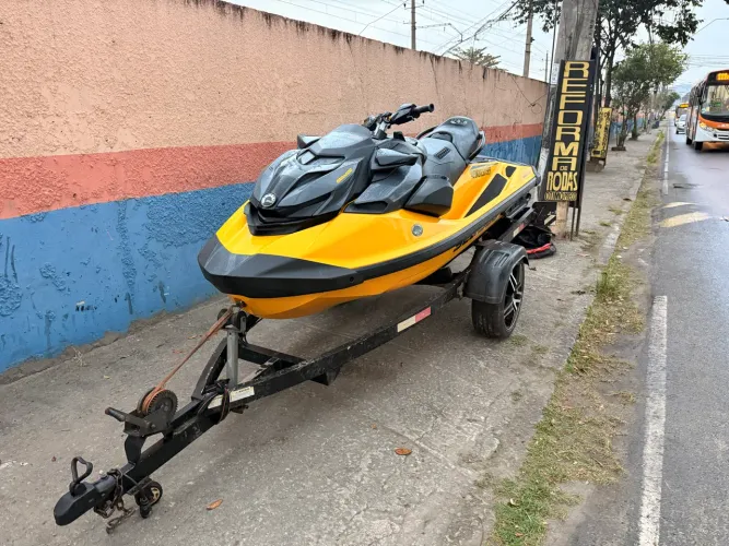 Jet Ski SEA-DOO RXP-X 300 RS
