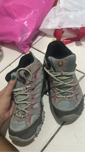 Bota de Trilha Impermeável Merrell Moab 3 Mid Feminina