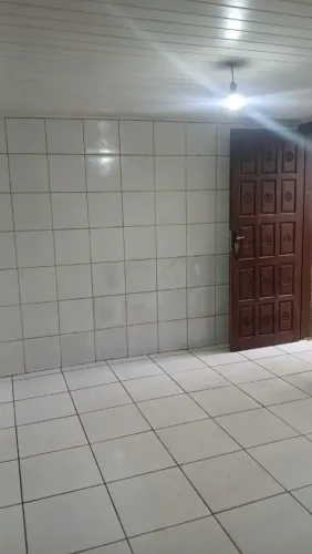 CASA COM 3 PEÇAS PARA SOLTEIRO (A) ESSE VALOR JA ESTA INCLUSO AGUA E LUZ