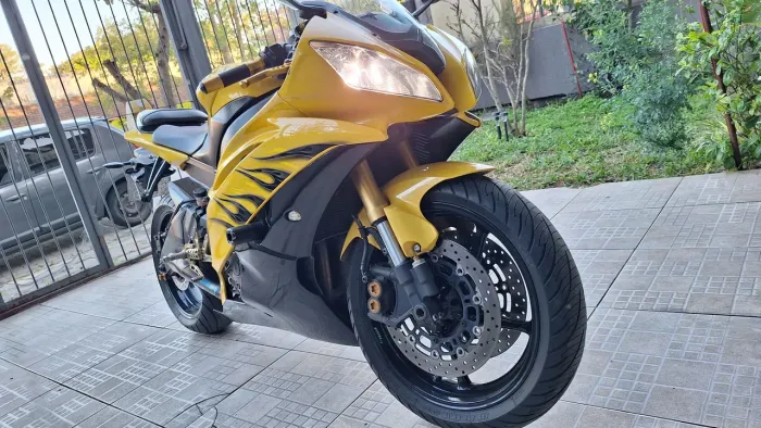 Vendo YAMAHA YZF-R6