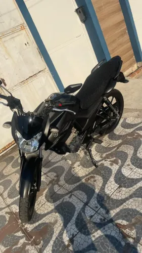 Moto Yahama Fazer 150