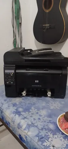 Impressora multifuncional HP Laser Jet