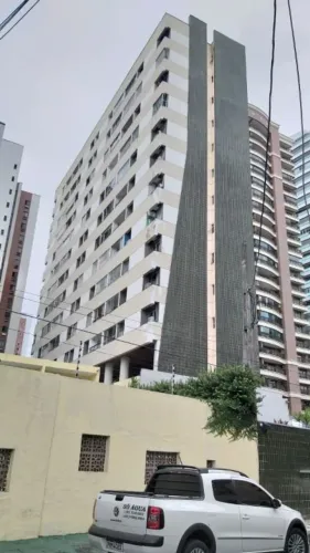 92m², 2 quadras da Beira Mar, vizinhança do Palácio da Abolição