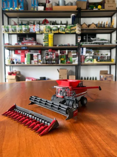 Miniatura colheitadeira Massey Ferguson 9795 1/64