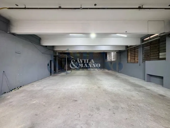 Galpão para Locação na Mooca, São Paulo-Sp: 3 Banheiros, 5 Vagas de Garagem e 650M² de Áre