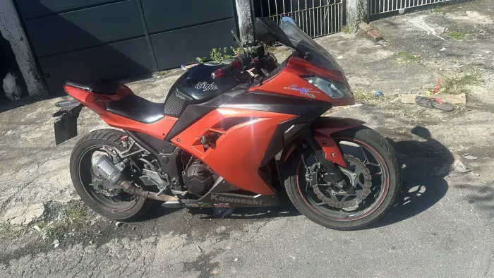 Kawasaki ninja 300