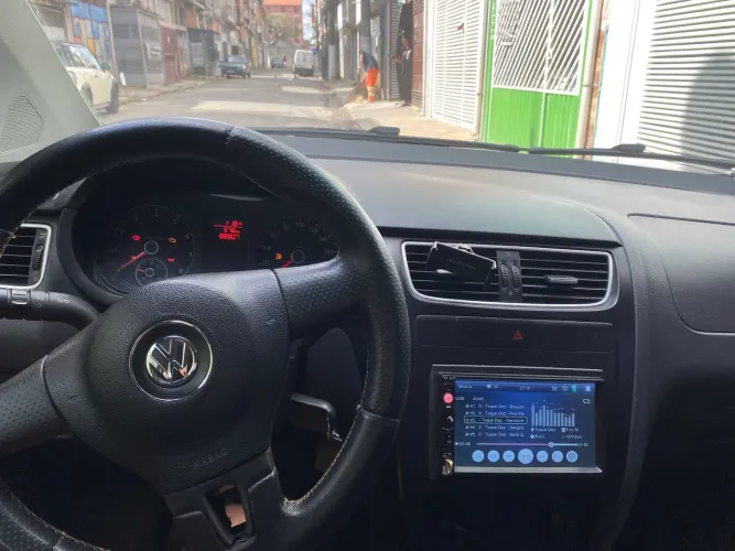 Volkswagen Fox 1.0 MI Total Flex 8V 5P 2013