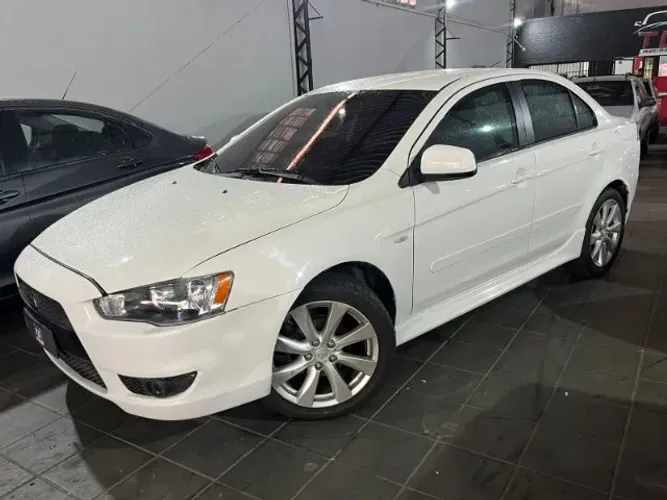 Mitsubishi Lancer 2.0 16V 160cv Aut. 2013