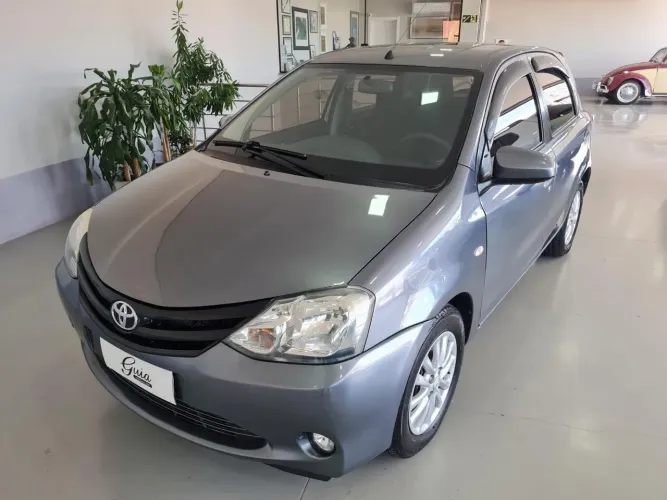 Toyota Etios XLS 1.5 Flex 16V 5P Mec. 2014