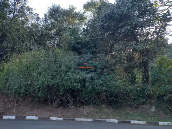 Terreno Exclusivo à Venda em Condomínio na Granja Viana II, Cotia-SP 1.200m² de Área