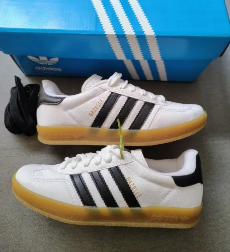 Tênis Adidas gazelle