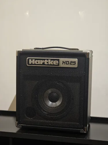 Amplificador Hartke hd25