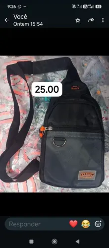 Bolsa compacta de lado na frente costa