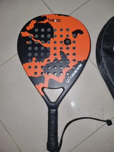 Vendo Raquete Camewin carbono