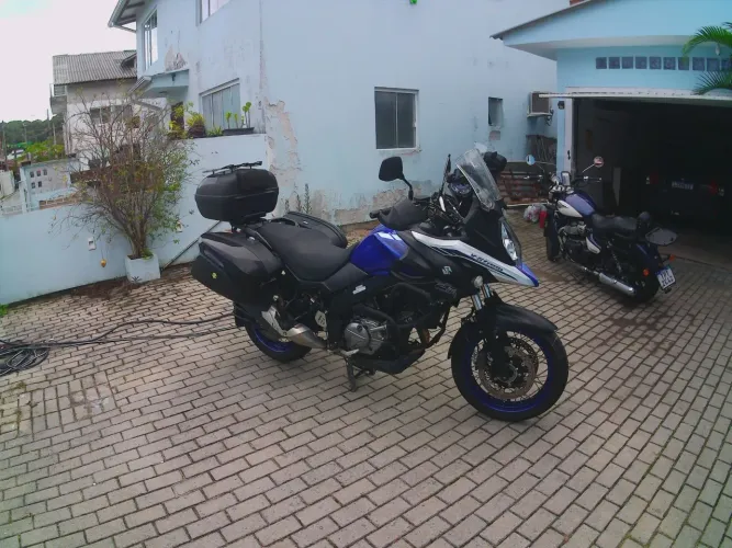 Suzuki v-strom 650 XT adveture 